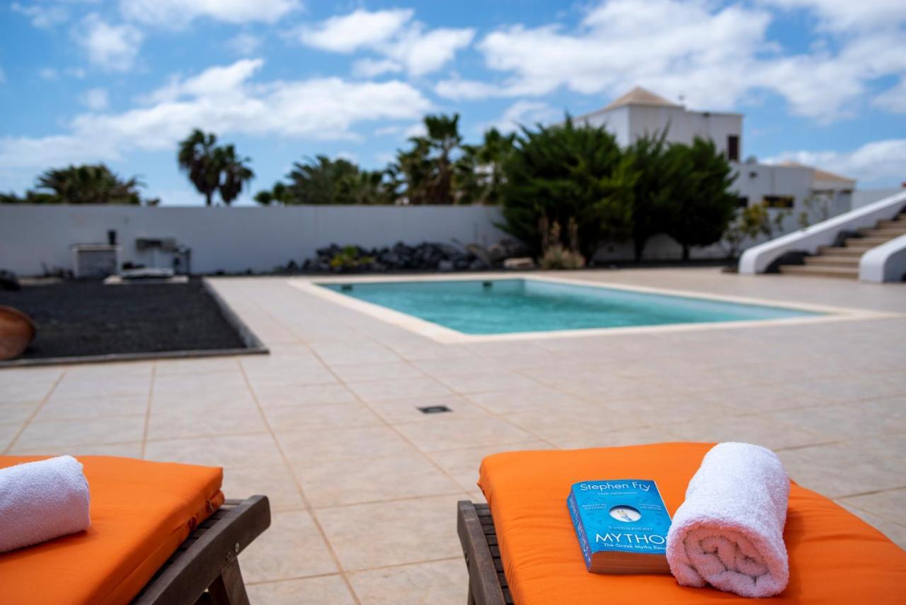 Casa Monicha Daire Costa Teguise Dış mekan fotoğraf
