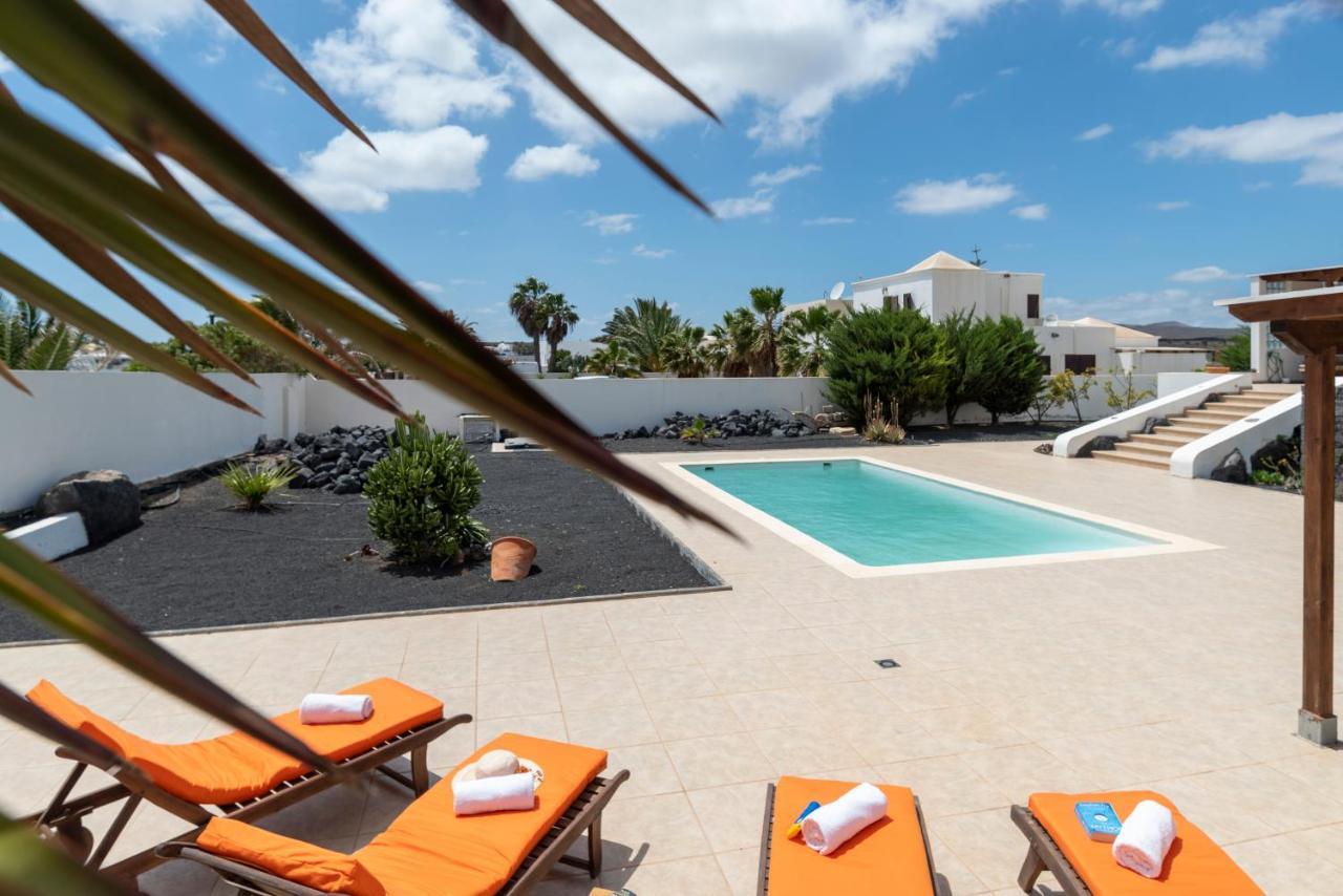 Casa Monicha Daire Costa Teguise Dış mekan fotoğraf