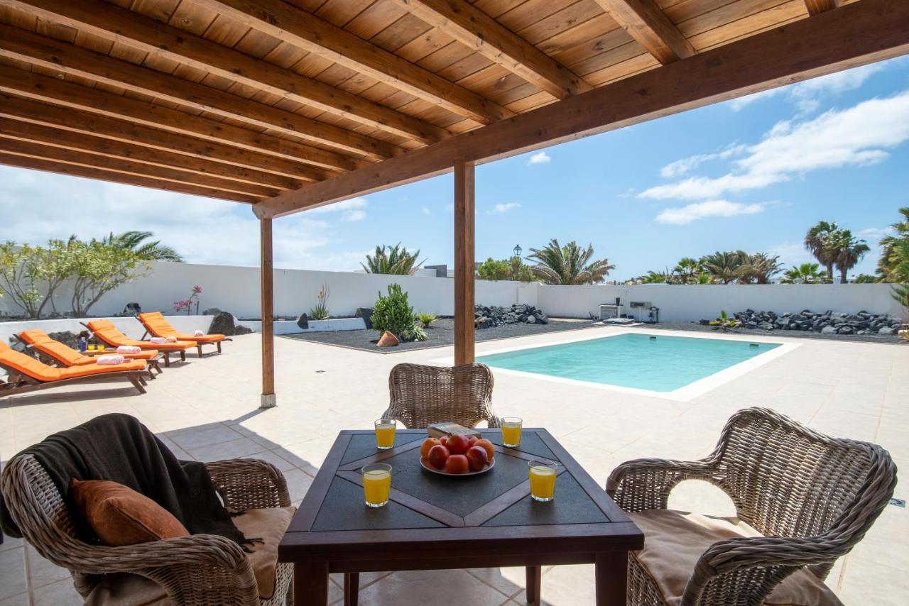 Casa Monicha Daire Costa Teguise Dış mekan fotoğraf